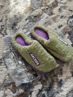 Green Fuzzy Slip-On Women's Slippers